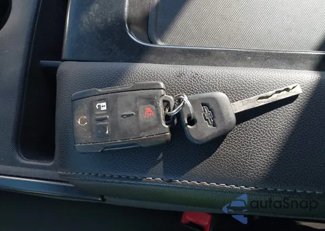 2018 Chevrolet Silverado K1500 Lt z USA, uszkodzony, nr VIN 1GCVKREC3JZ378916